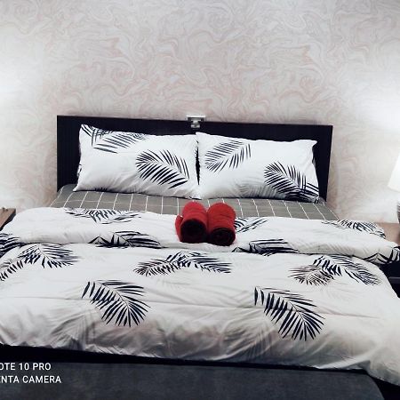 Kumkum Homestay Studio Нусаяя Екстер'єр фото