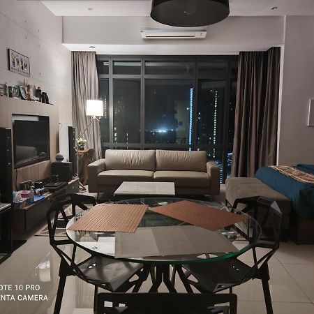 Kumkum Homestay Studio Нусаяя Екстер'єр фото